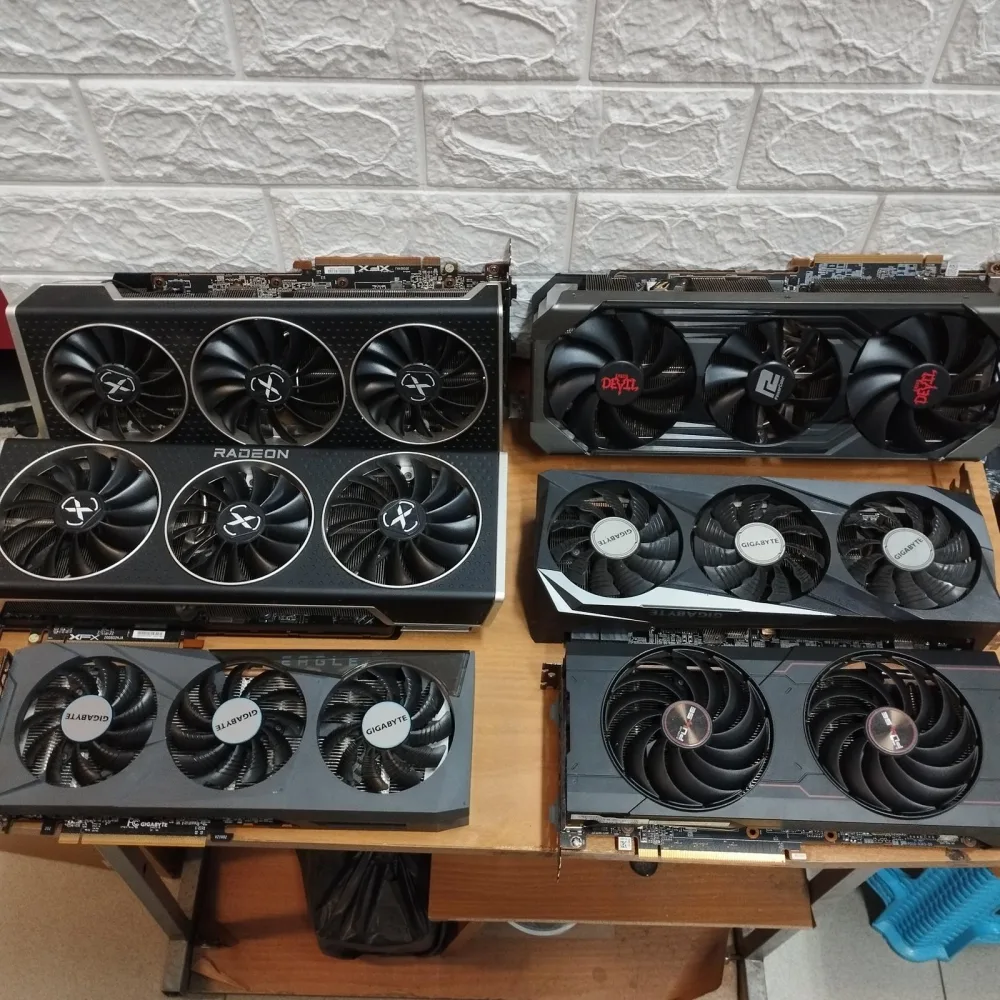 VGA AMD Radeon RX 6800XT 6700XT 6600 5700 GIGABYTE RX6600